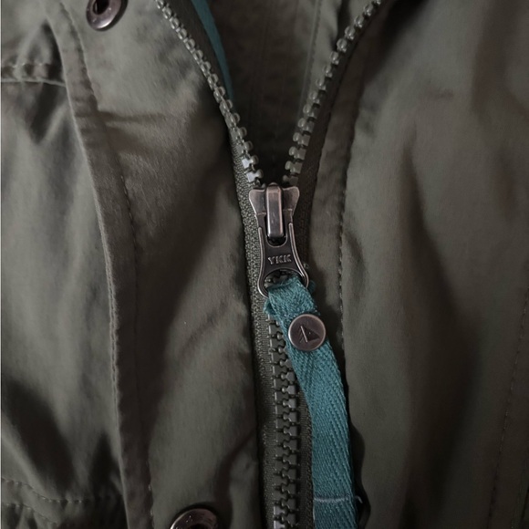 L.L. Bean Forest Green Outdoorsy Utility Fisherman Jacket, size Small - Picture 8 of 15